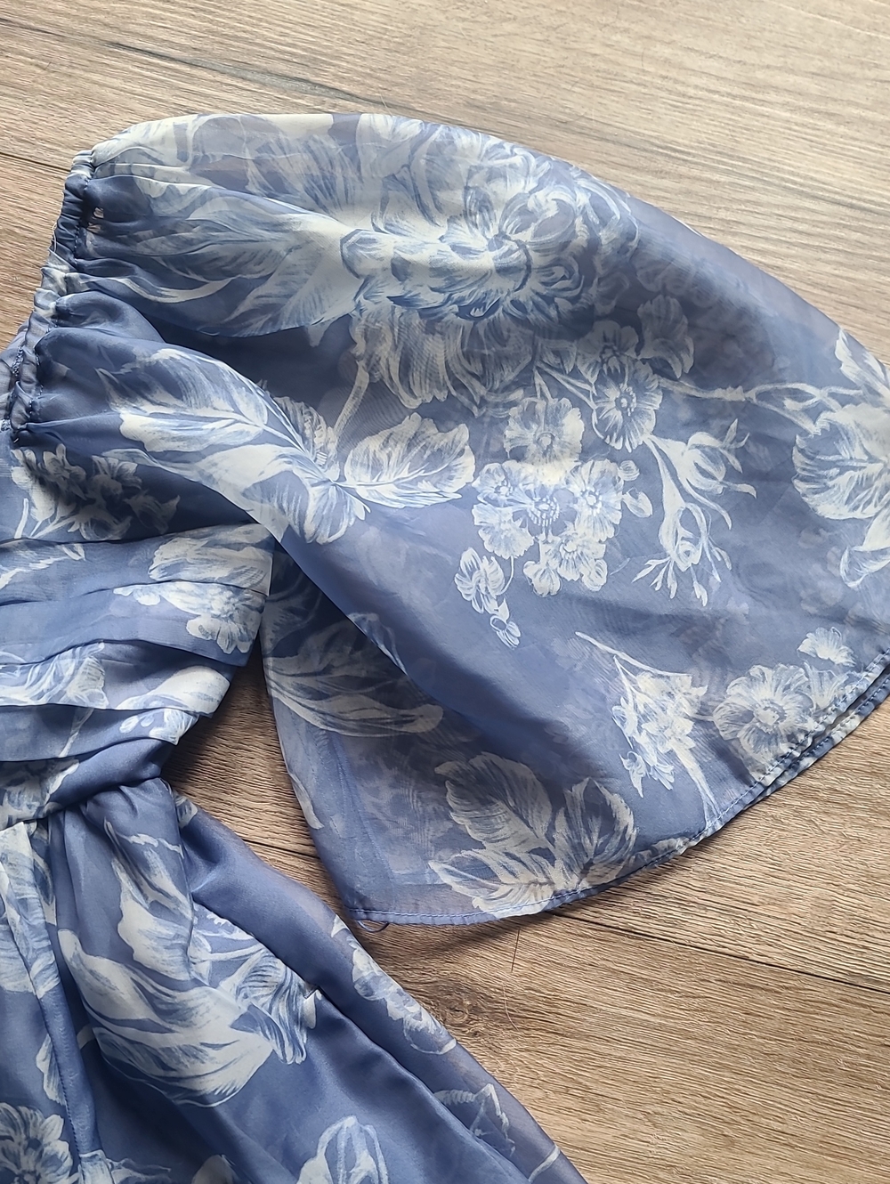 Abercrombie & Fitch Emerson Angel Sleeve Mini Dress Blue Floral Chiffon Size Sm - Picture 7 of 12